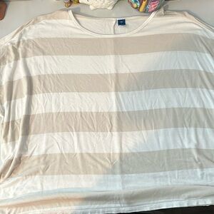 Cropped old navy luxe tee